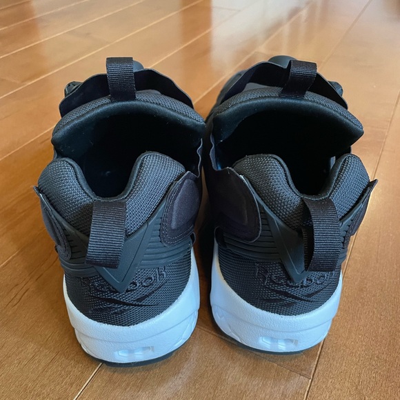 Reebok InstaPump Fury NEVER WORN - Picture 4 of 5